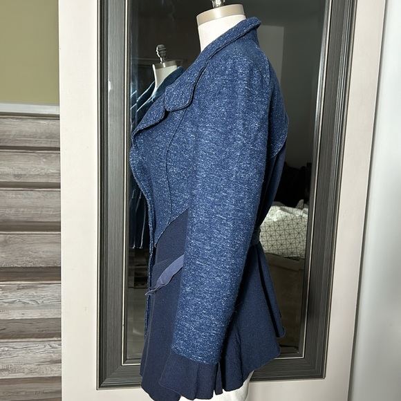 ACNC Fitted Blue Warm Blazer size small - Picture 9 of 14